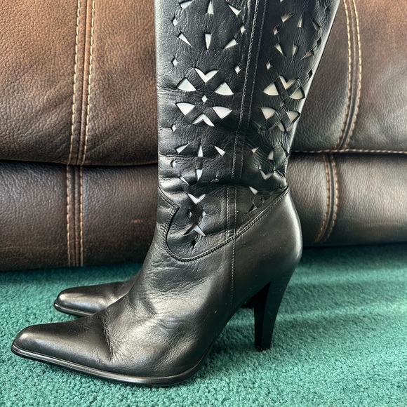 Mia women’s boots - Picture 2 of 3